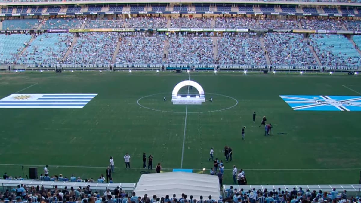 Assista Ao Vivo A Apresenta O De Luis Su Rez Pelo Gr Mio Na Arena