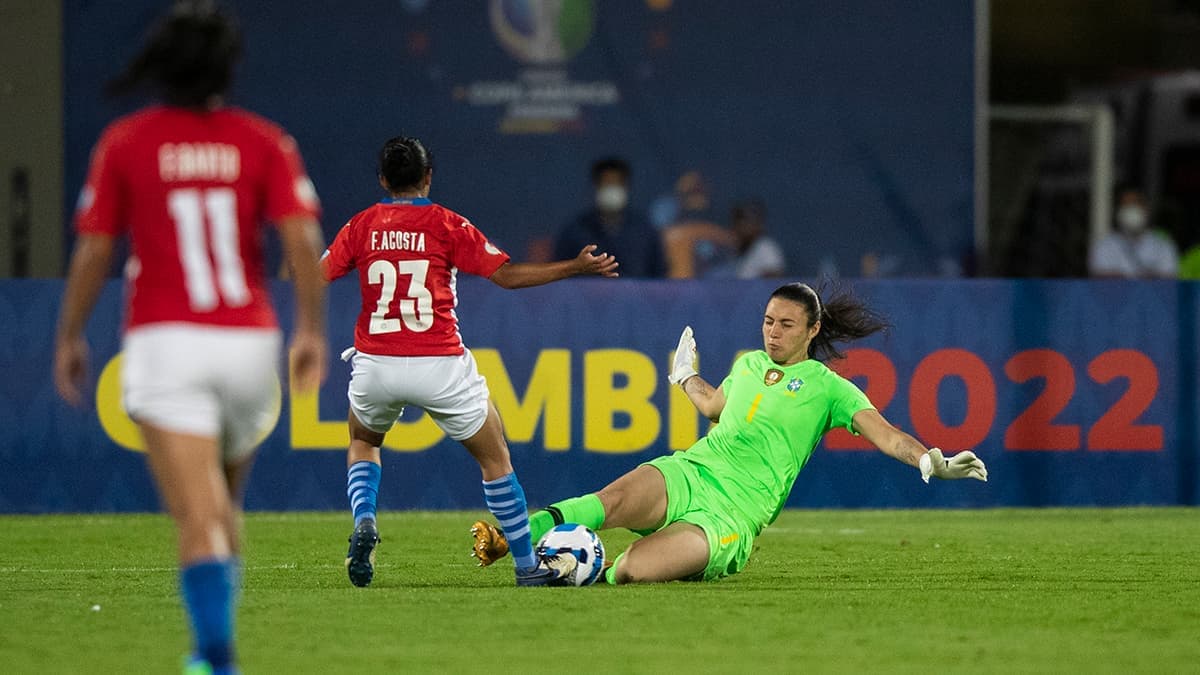 Campeã o Brasil Lorena do Grêmio é eleita a melhor goleira da