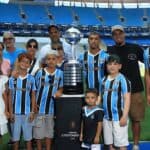 Arezo com família na Arena do Grêmio