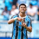 Aravena pelo Grêmio