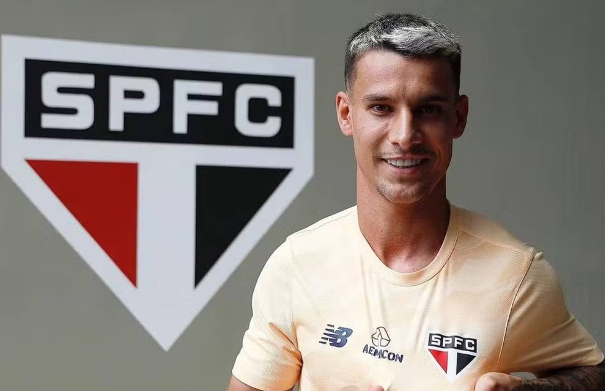 Ferreira, ex-jogador do Grêmio, pelo São Paulo