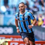 Braithwaite pelo Grêmio