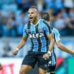 Braithwaite pelo Grêmio