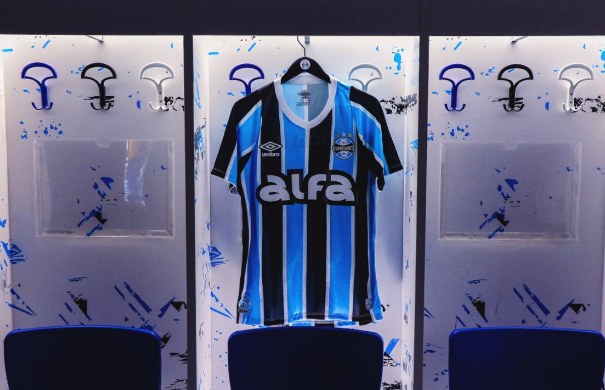 Camisa do Grêmio com a Alfabet