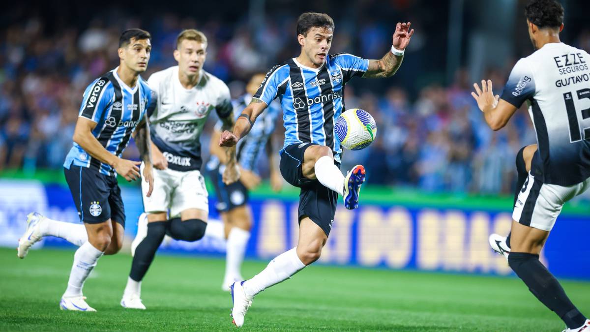 Carballo pelo Grêmio