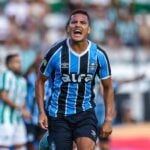 Gustavo Martins pelo Grêmio