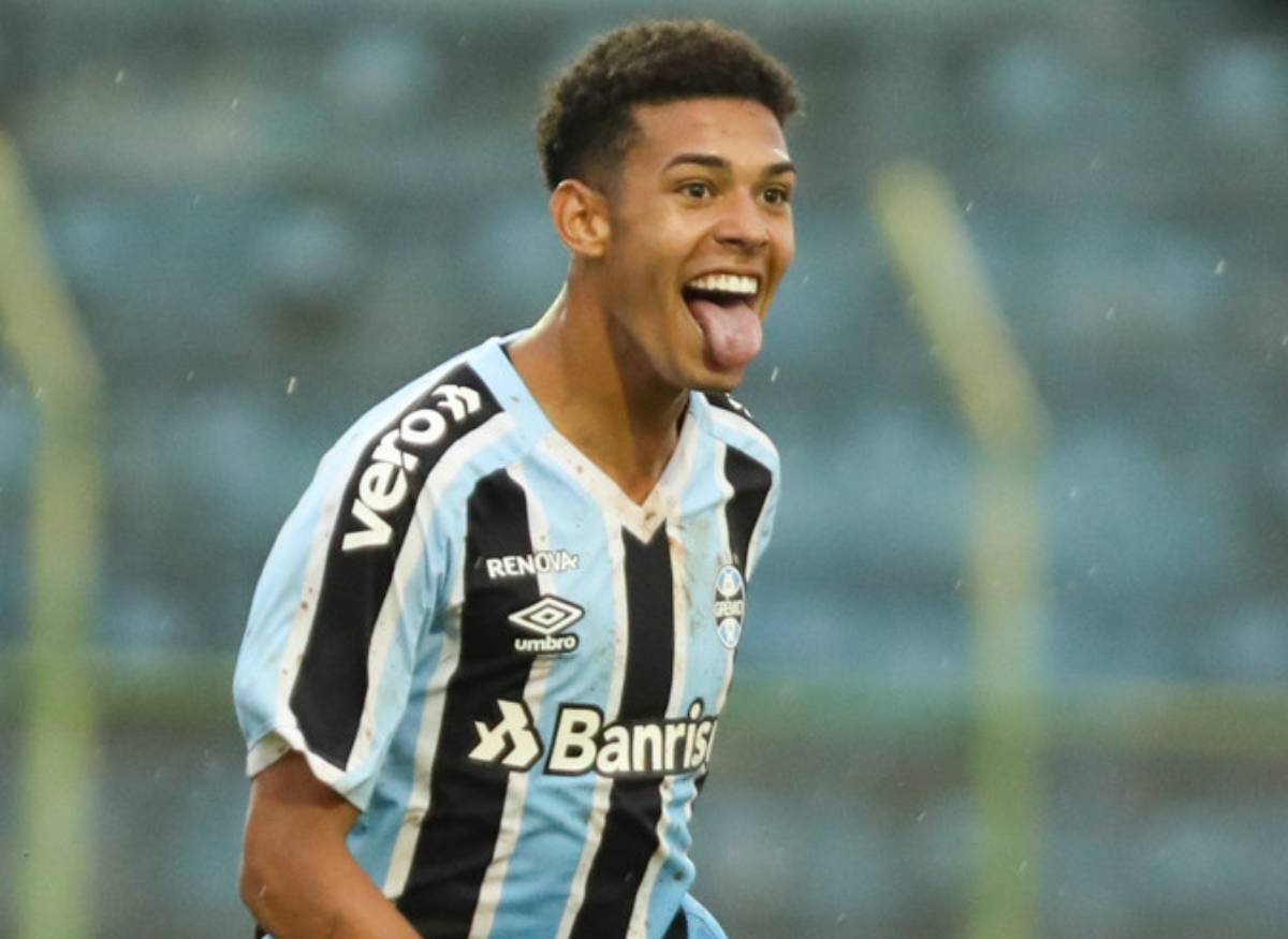 Hiago pelo Grêmio