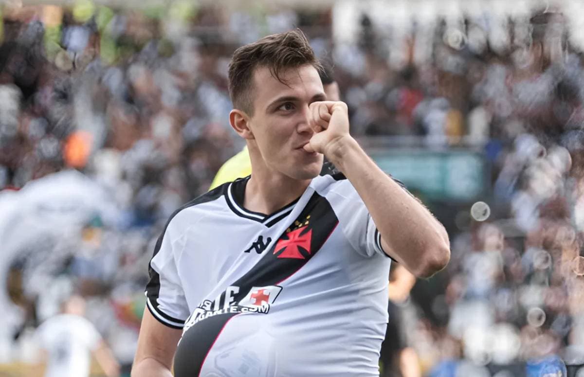 Lucas Piton, do Vasco, interessa ao Grêmio