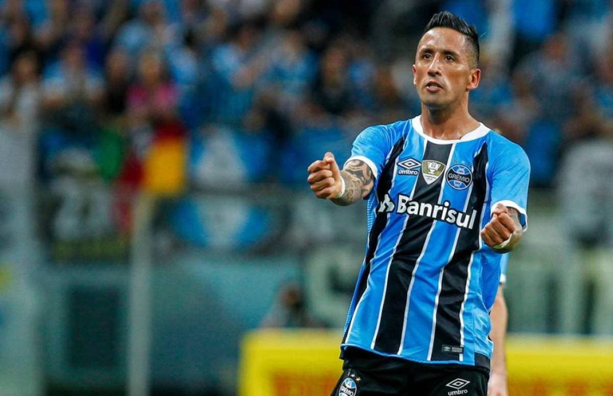 Lucas Barrios, ex-centroavante do Grêmio