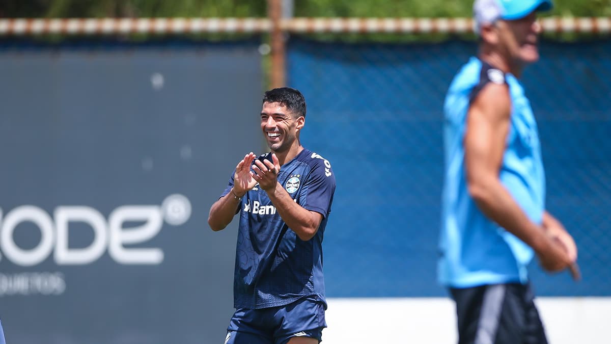 Pedido De Suárez A Renato Rende Elogios Nos Bastidores Do Grêmio 3417