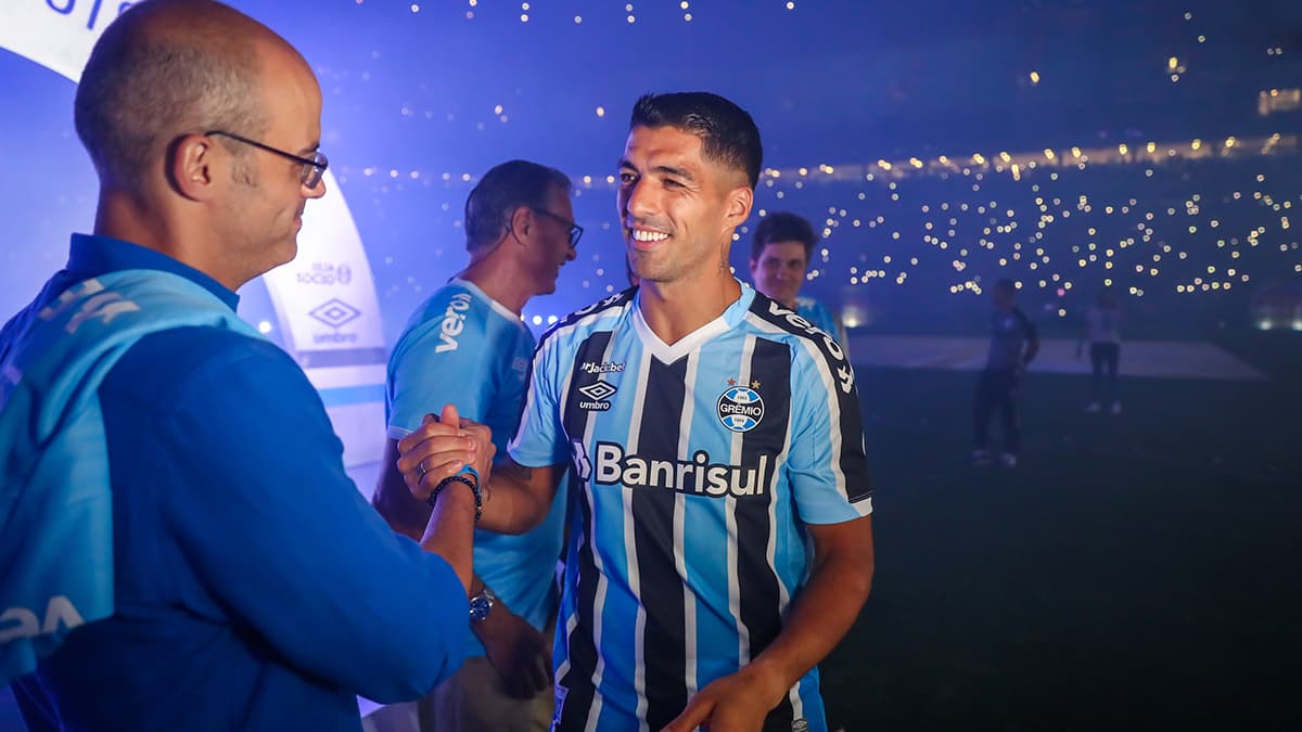 Grêmio organiza homenagem a Suárez em seu último jogo na Arena