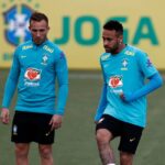 Arthur, ex-Grêmio, e Neymar