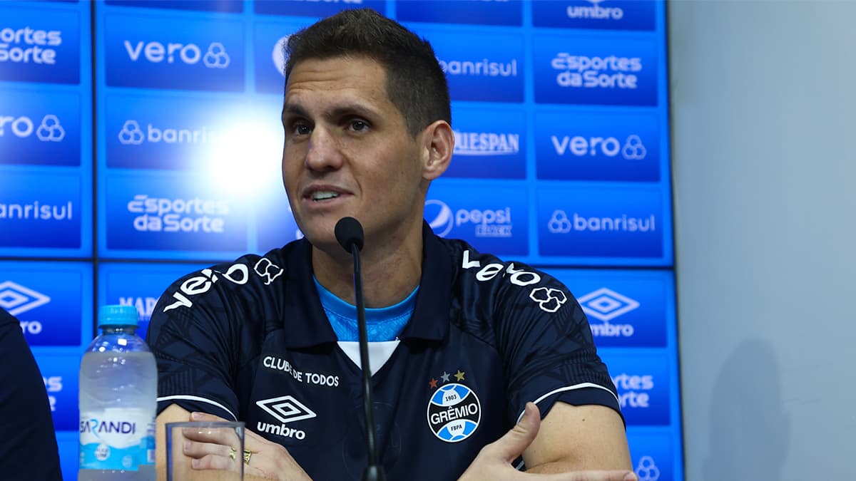 Rafael Cabral pelo Grêmio