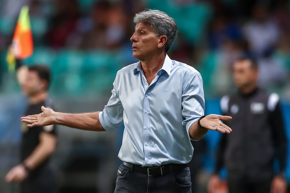 Aos 68, Espinosa luta contra rótulos e sonha com novo Renato no Grêmio