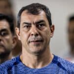 Técnico Fábio Carille interessa ao Grêmio