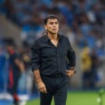 Técnico Gustavo Quinteros, do Grêmio