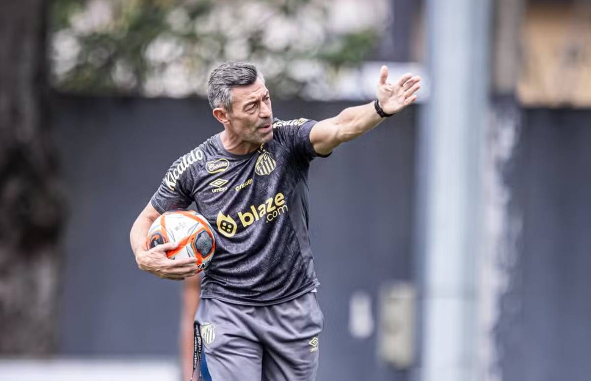 Técnico Pedro Caixinha do Santos