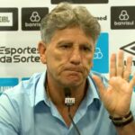 Técnico Renato Portaluppi em entrevista no Grêmio