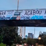 Torcida do Grêmio em protesto 26/06