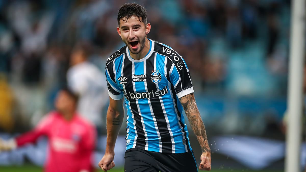 Grêmio quer reunião para impedir Villasanti no Flamengo