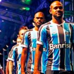 Fellipe Bastos pelo Grêmio